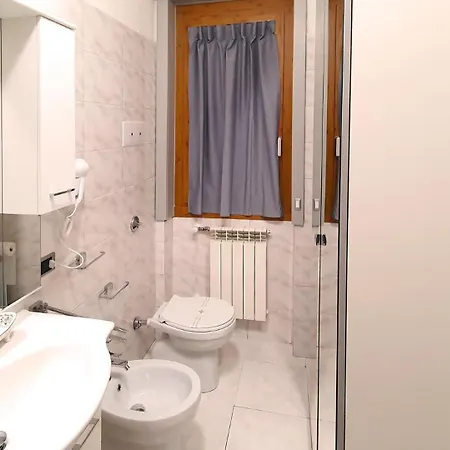 - La Casa Di Ila Apartment *